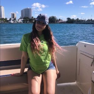 Meet your Posher, Paola